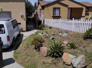 Bush Trimming by Sergio Castaneda for Kimberly D. in Spring Valley, CA