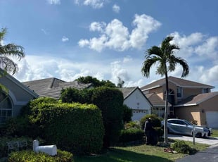 Bush Trimming by Jhon MarroquΓn for Hunter T. in Boynton Beach, FL