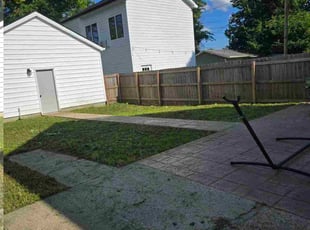 Leaf Removal by Dylan faulkner for Saveda M. in Indianapolis, IN