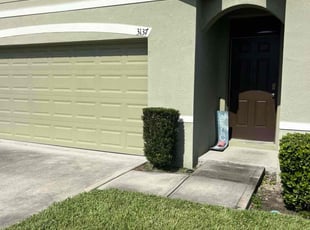 Bush Trimming by Daniel Gonzalez for Kimberly J. in Davenport, FL