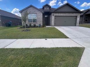 Anthony R.'s Lawn Mowing service result