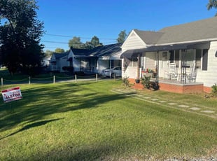 Tanya l.'s Lawn Service service result