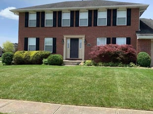Bush Trimming by Daniel & Luke Feist for Jason L. in West Chester Township, OH