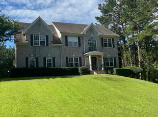 Bush Trimming by Jeffrey Curtis for Dwane S. in Tyrone, GA