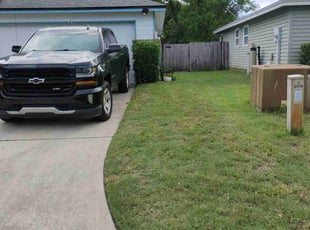 Bush Trimming by Brian Dallas for Steven K. in Jacksonville, FL