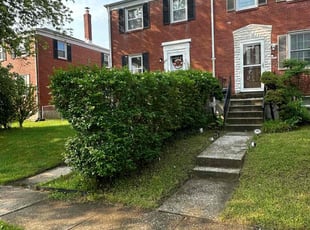 Bush Trimming by Joseph Smith for Amanda J. in Parkville, MD