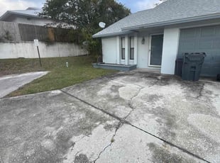 Leaf Removal by Ramon Taguja for John S. in Lakeland, FL