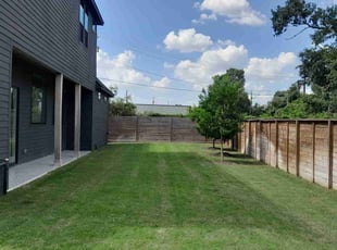 LeighAnn S.'s Lawn Care service result