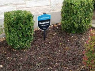 Bush Trimming by Vincent Vasquez for Phyllis B. in San Antonio, TX