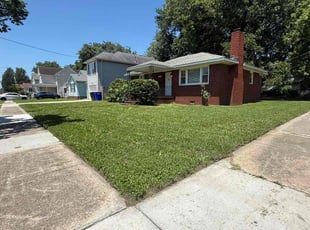 Bush Trimming by Shanee Walker for Al L. in Norfolk, VA