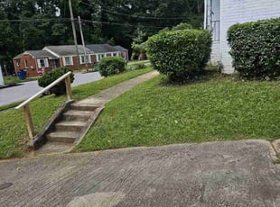 Bush Trimming by Shaun Nelson for Teshia R. in Atlanta, GA