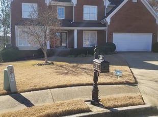 Bush Trimming by Tyrone Woodberry for Dube A. in Lilburn, GA