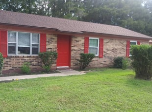 Bush Trimming by Willie Collier for Naseer D. in Jacksonville, FL