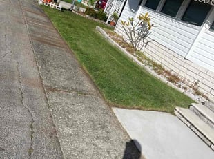 Jessica W.'s Lawn Mowing service result
