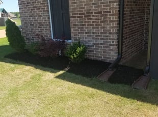 Weeding by Ashley McCarty for Tressie A. in Southaven, MS