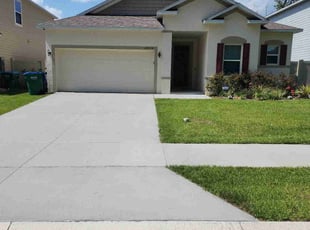 Yingbo M.'s Lawn Service service result