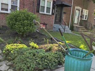 Weeding by Andre Dorsey for Richard F. in Wilmington, DE