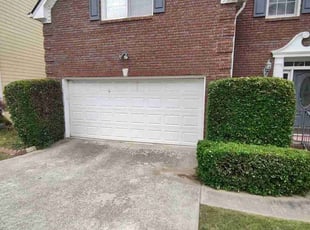 Bush Trimming by Scaroline LLC for Chuck R. in Norcross, GA