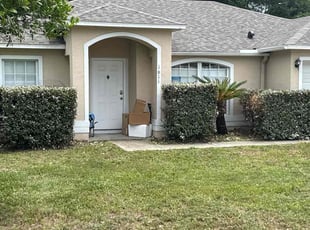 Bush Trimming by Gerral Cohen for Dan W. in Deltona, FL