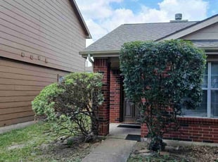 Bush Trimming by Daiby Alvarez for Shavera B. in Humble, TX