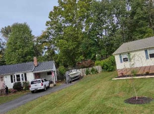 Bush Trimming by Manny Chavez for Misty P. in Stafford, VA