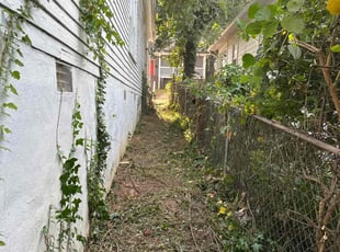 Bush Trimming by Carlton Gregory for Alice L. in Atlanta, GA