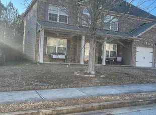 Leaf Removal by Manuel Villegas for Keynan W. in Atlanta, GA