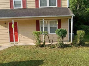 Bush Trimming by Lionel Lee for Jessica b. in Mableton, GA