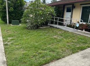 Bush Trimming by Darren Seeman for Evan J. in Lake Worth, FL