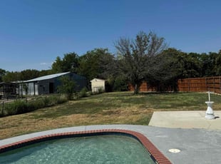 Weeding by Jesรบs Castillo for Elizabeth M. in Princeton, TX