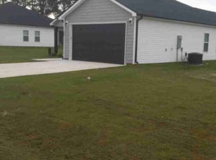 Christina S.'s Lawn Maintenance service result