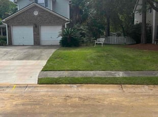 Kia W.'s Lawn Maintenance service result