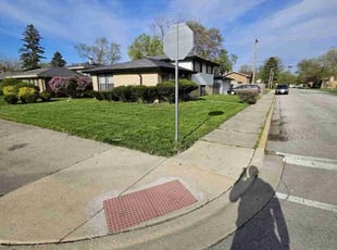 Jillian S.'s Lawn Maintenance service result