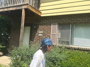 Bush Trimming by Victor Lopez for Delresse B. in Milwaukee, WI
