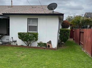 Bush Trimming by Mark Stephens for Joe G. in Torrance, CA