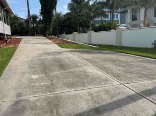 Weeding by Pablo Antonio for Kalle K. in Belleair Beach, FL