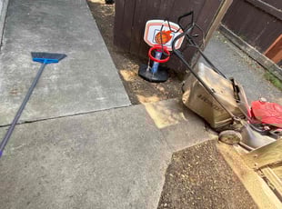Leaf Removal by Maria Almendra for Shantel M. in Pittsburg, CA