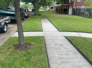 Marilyn D.'s Lawn Maintenance service result