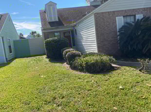 Bush Trimming by Bradly Reil for Jason M. in Ponte Vedra Beach, FL