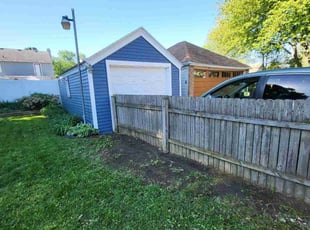 Leaf Removal by Leon Slone for Jennifer B. in Grand Rapids, MI