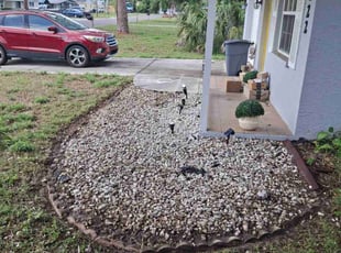 Weeding by sergio beltran for Jennifer R. in Bradenton, FL