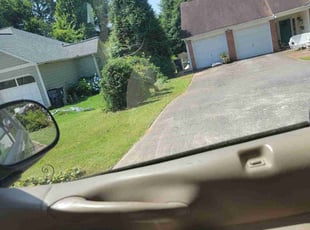 Bush Trimming by Aaron Baggett for Connie L. in Acworth, GA