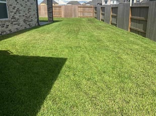 Ron C.'s Lawn Service service result