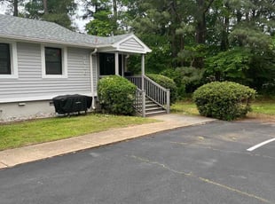 Bush Trimming by Recardo Hunter for Maurice N. in Richmond, VA