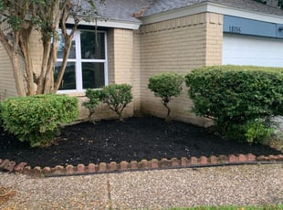 Mulching by Rigo Mireles for Lisa S. in Katy, TX