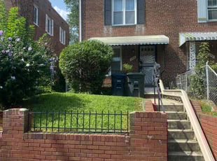 Bush Trimming by Samara Savage for Arveece M. in Washington, DC