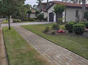 Richard R.'s Lawn Service service result