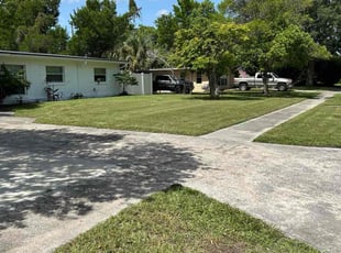 Sharrol G.'s Lawn Service service result