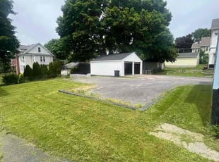Rosy Natasha P.'s Yard Cutting service result