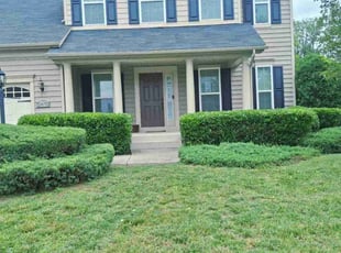Bush Trimming by Ruben Moreno for Miguel B. in Waldorf, MD